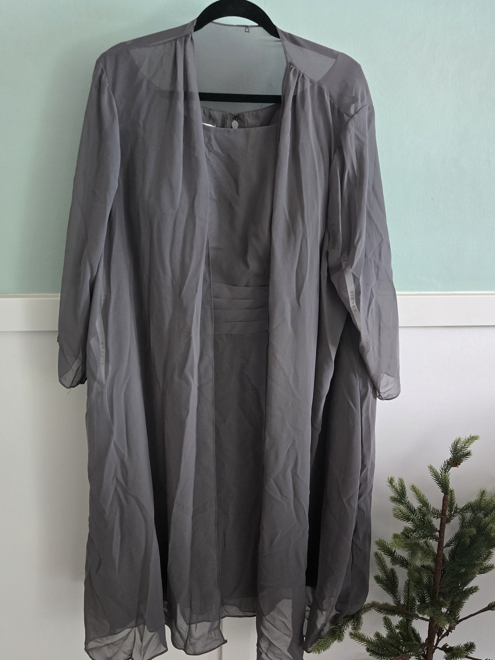 NWT Azazie Two-Piece Mother of the Bride Dress & Jacket Set, Gray, Size A24